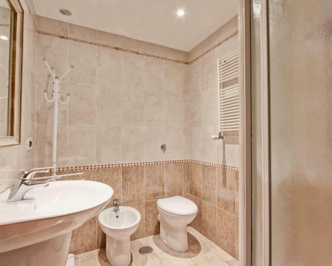 Rent Rooms Filomena E Francesca Ρώμη Εξωτερικό φωτογραφία