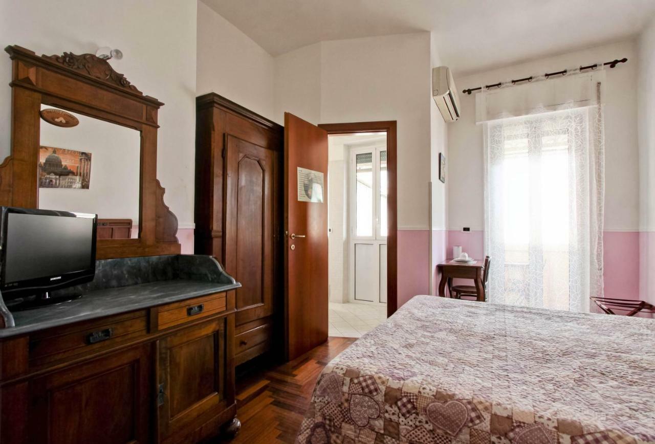 Rent Rooms Filomena E Francesca Ρώμη Εξωτερικό φωτογραφία